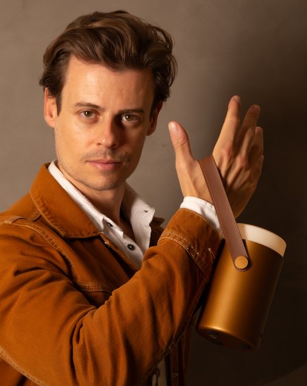 Retrato de Tiago Curioni.