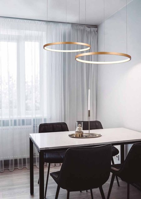 Ambiente com a luminária Orlo Mix, da linha importada Usina Imports