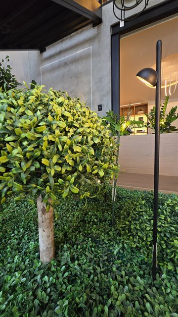 Showroom da Loja EfeitoLuz com Balizador Garden Bowl.